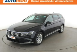 Volkswagen Passat B8 GTE automat 218KM virtual cockpit navi kamera ACC grzane fotele clim