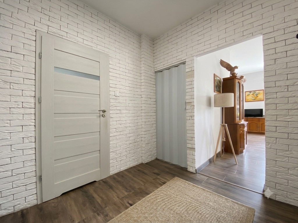 Balkon | Piwnica | Rolety antywłamaniowe | Teren zamykany | Parking - Widok 5