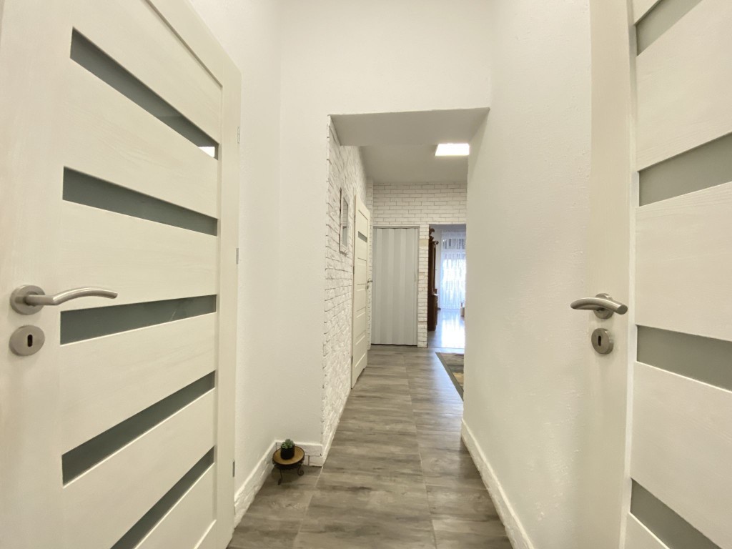 Balkon | Piwnica | Rolety antywłamaniowe | Teren zamykany | Parking - Widok 6
