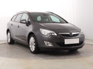 Opel Astra J , Klima, Tempomat, Parktronic, Podgrzewane siedzienia,ALU