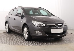 Opel Astra J , Klima, Tempomat, Parktronic, Podgrzewane siedzienia,ALU