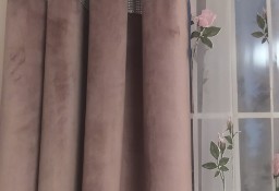 Zasłony  pudrowy róż z weluru 