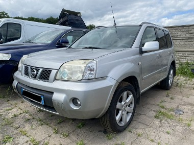 Nissan X-trail I 2.2 DCI, lekko uszkodzony klima-1