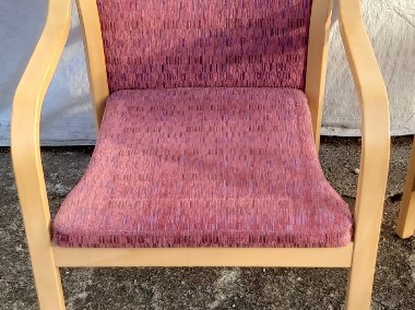 Krzesła  drewniane  bukowe  tapicerowane  -1