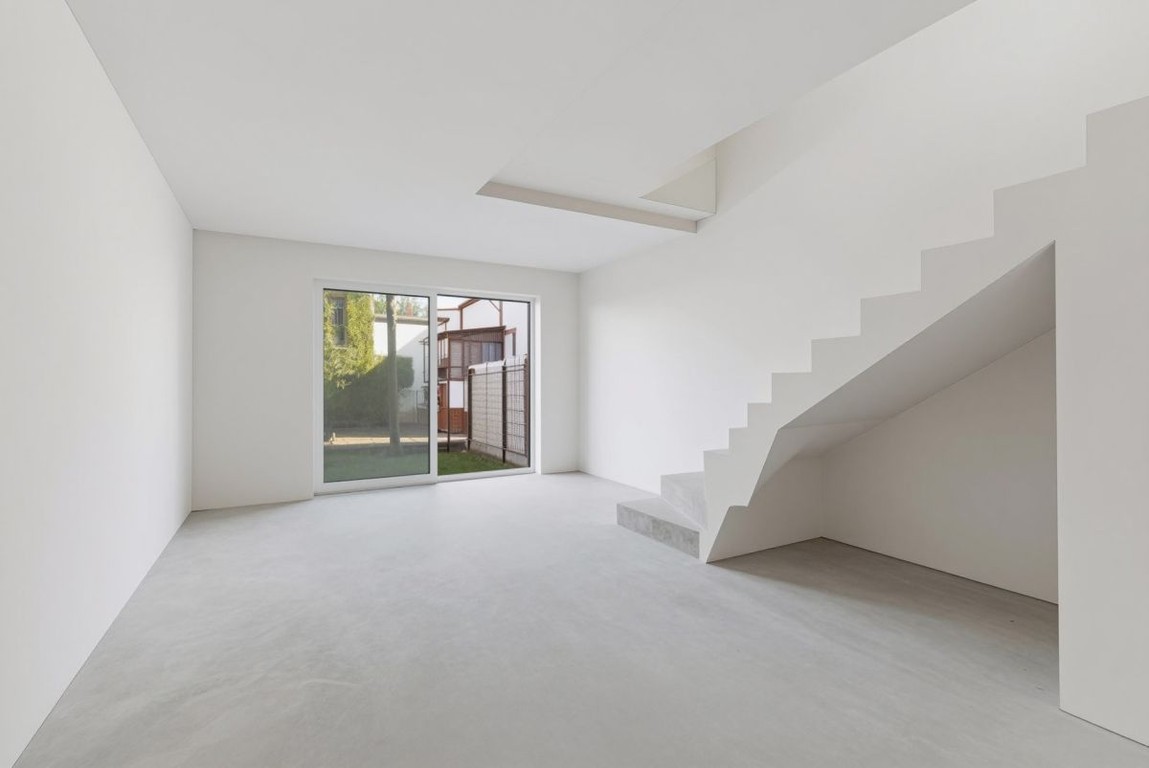 w cenie- segment+projekt+materiały+parking – pohled 2