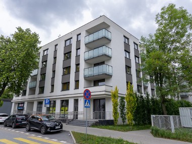 Apartament z wyposażeniem i klimatyzacją Balkon-1