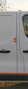 Renault Trafic-3