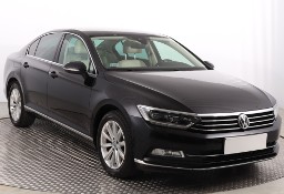 Volkswagen Passat B8 , Salon Polska, Serwis ASO, Skóra, Navi, Klimatronic,