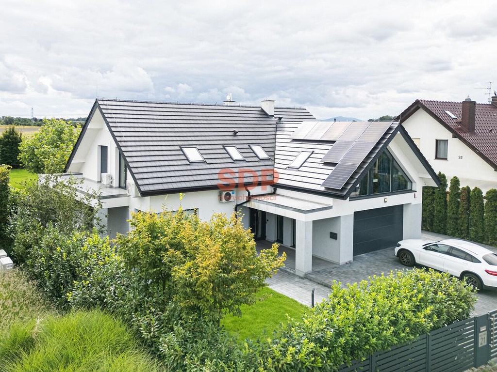 Dom na sprzedaż, 6 pokoi, 242 m², Smolec