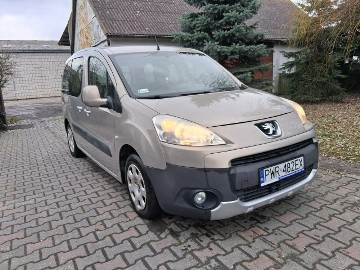 Peugeot Partner II 1,6HDI 5 Osób.Klima.Hak.Halogeny.kredyt.OKAZJA