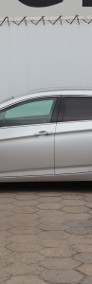 Hyundai i40 , Navi, Klimatronic, Tempomat, Parktronic,-4