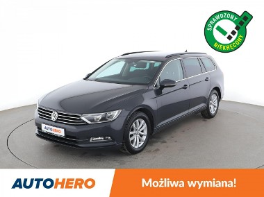 Volkswagen Passat B8 klima auto (3 sterfy), navi, grzane fotele, czujniki parkowania-1