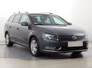 Volkswagen Passat B7 , DSG, Skóra, Navi, Klimatronic, Tempomat, Parktronic,