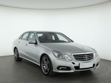 Mercedes-Benz Klasa E W212 , 231 KM, Automat, Skóra, Navi, Xenon, Bi-Xenon, Klimatronic,-1