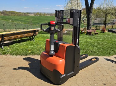 Toyota SWE200D 1727mth wstępne podnoszenie wideł niski maszt  serwis gwarancja-1