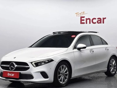 A220 Sedan 2020 Bezwypadkowy-1