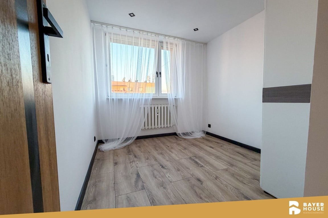 M3 z dużym balkonem po remoncie | CO miejskie | Winda