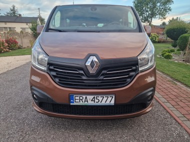 Renault Trafik-1
