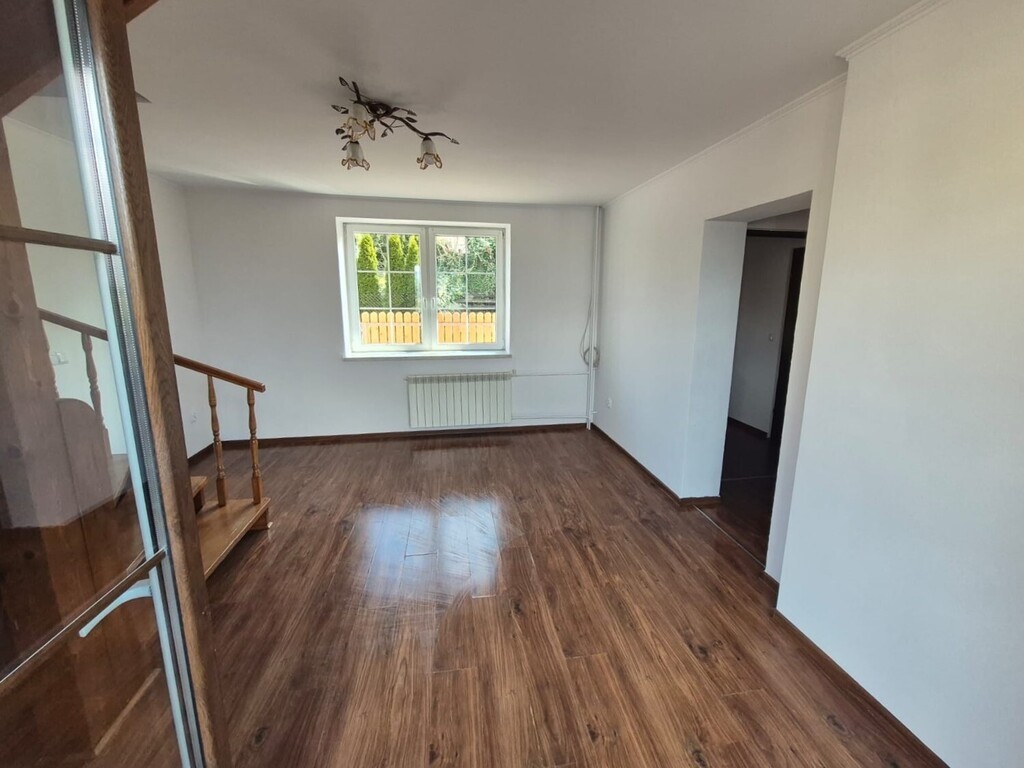 REZERWACJA I Garaż 52 m² I Działka 1700 m² – pohled 3