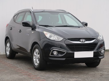 Hyundai ix35 , Klimatronic, Tempomat, Parktronic, Podgrzewane siedzienia-1