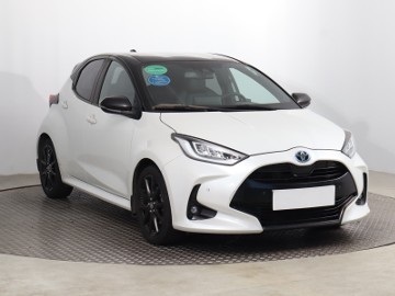 Toyota Yaris IV , Salon Polska, 1. Właściciel, Serwis ASO, Automat, Skóra,