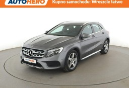 Mercedes-Benz Klasa GLA navi klima auto navi kamera i czujniki parkowania skóra/alcantara