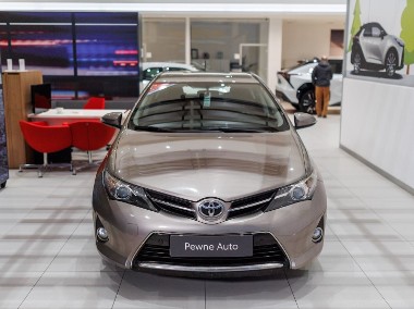 Toyota Auris II 1.6 Premium Comfort-1