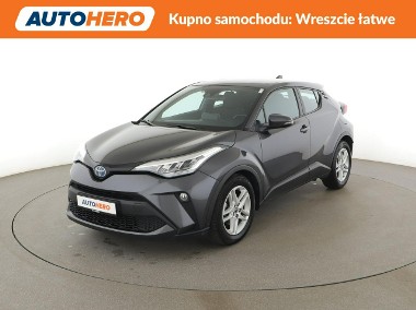 Toyota C-HR grzane fotele kamera ACC LED-1