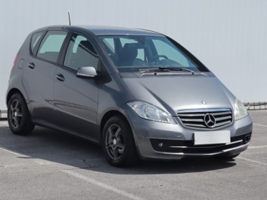 Mercedes-Benz Klasa A W169 , Klimatronic, Podgrzewane siedzienia,ALU-1