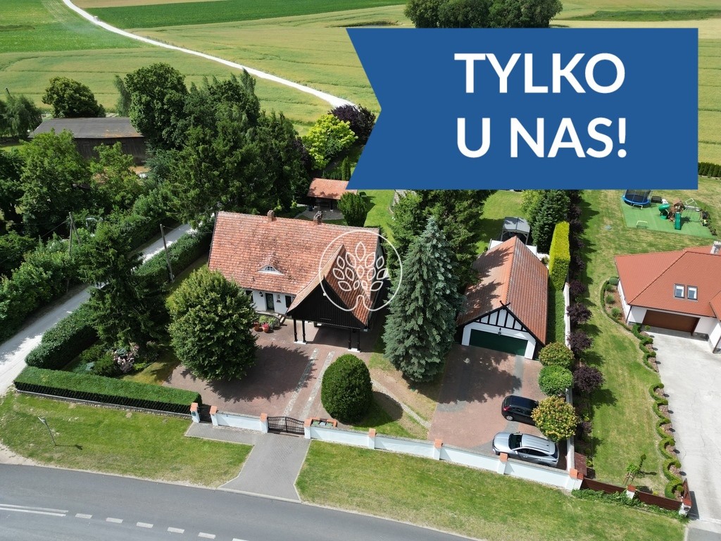 Willa wiejska w stylu angielskim, umeblowana.