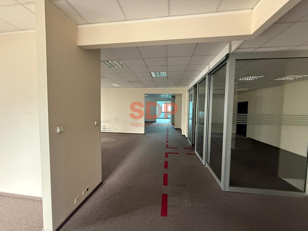Centrum operacyjne | Całe piętro | 601,17 m² | Blisko lotniska - Widok 3
