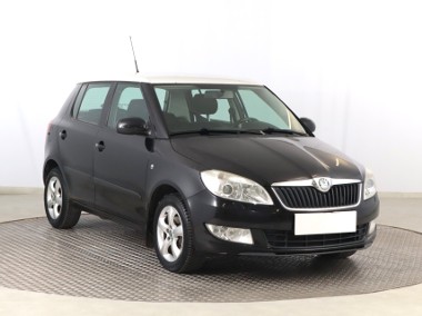 Skoda Fabia II , Klimatronic, Tempomat, Parktronic, Podgrzewane siedzienia,-1