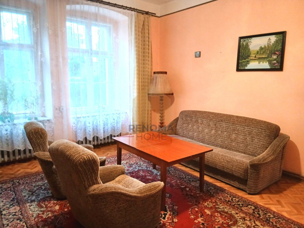 Mieszkanie 2 pokoje plus garderoba na parterze