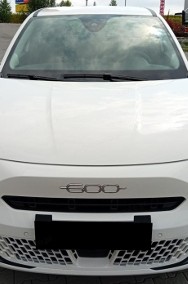 Fiat 600 Hybrid 1.2 Turbo eDCT Hybrid 1.2 Turbo 100KM eDCT-2