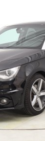 Audi A1 I (8X) , Navi, Xenon, Klimatronic, Parktronic,-3