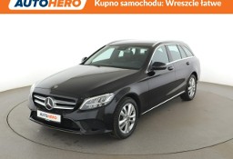 Mercedes-Benz Klasa C W205 C180 Automat Avantgarde LIFT Navi Tempomat GrzaneFotele Kamera FullL