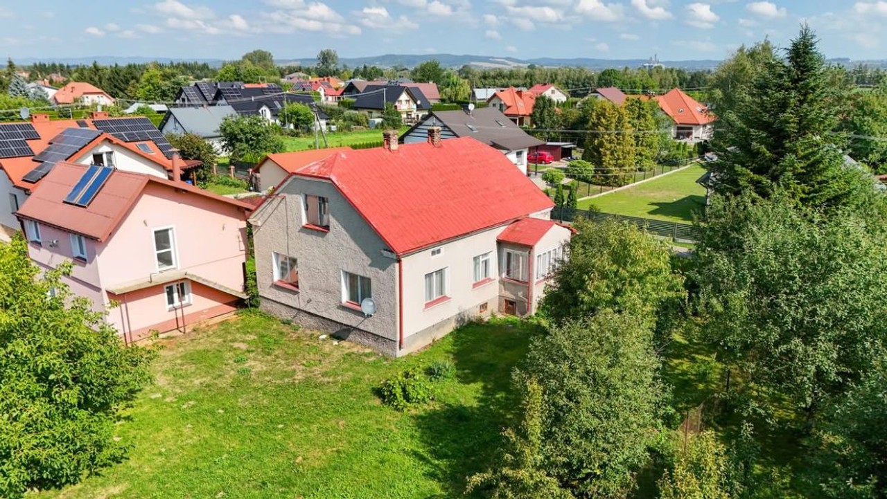 Dom na sprzedaż, 3 pokoje, 110 m², Besko
