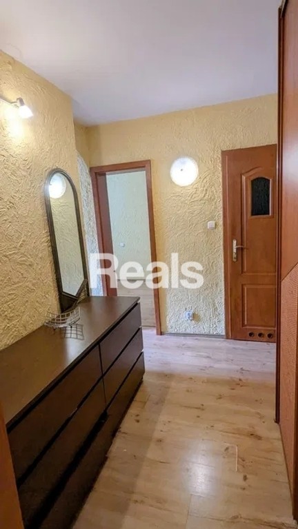 Metro 100 m. Dwa pokoje, oddzielna kuchnia, balkon - Widok 3