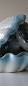 Figurka – ozdoba ceramiczna – Delfiny w muszli -3
