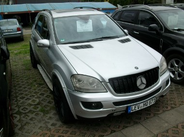 Mercedes-Benz Klasa ML W163 Mercedes ML 280-1