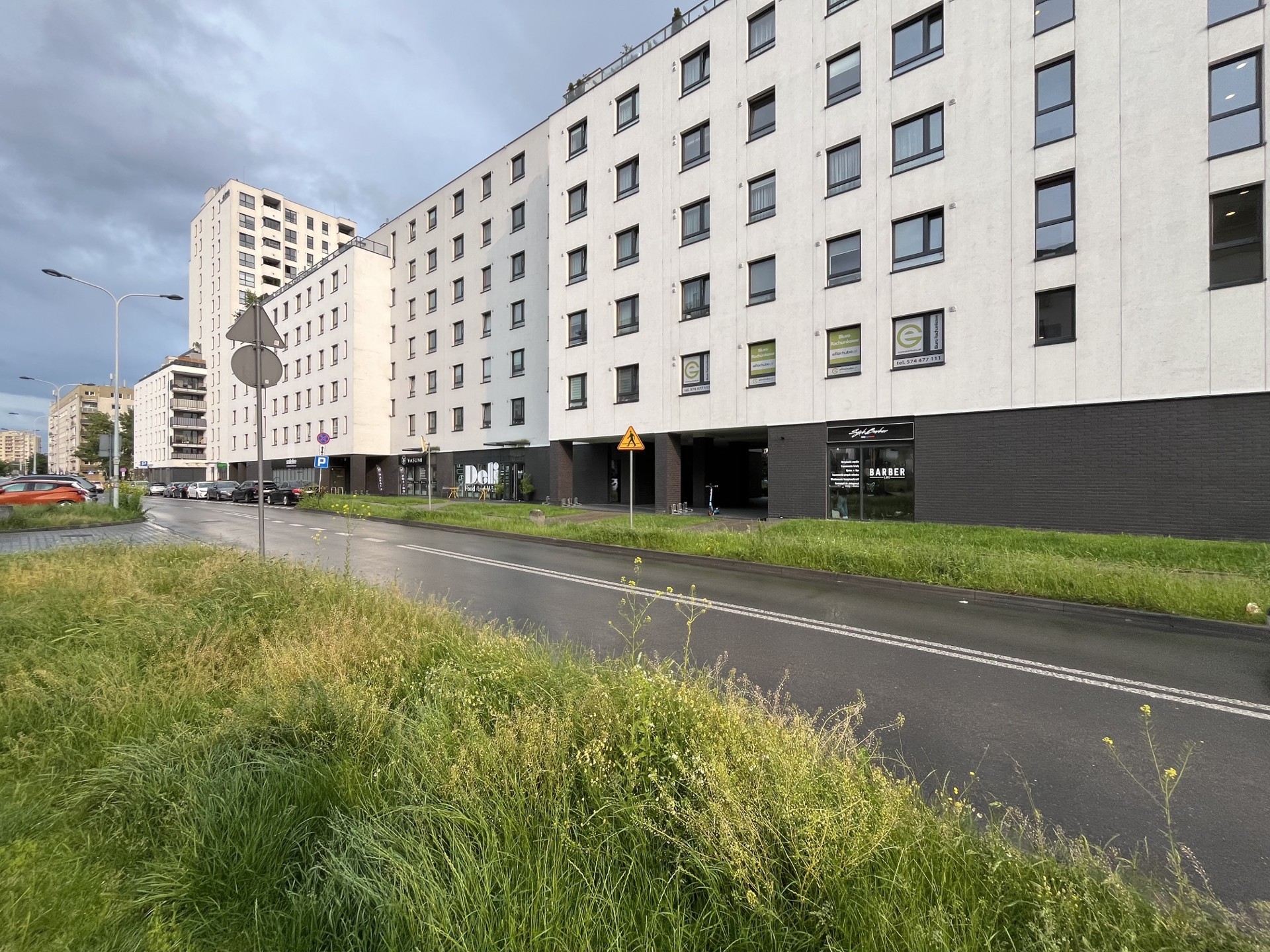 Lokal 168 m² | Bemowo | Witryna 8m | Dwa wejścia | Wykończony – pohled 3