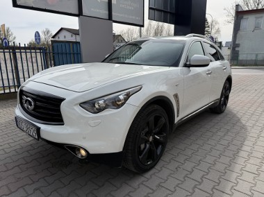 Infiniti 5,0 o mocy 390 KM z LPG sekwencją -1