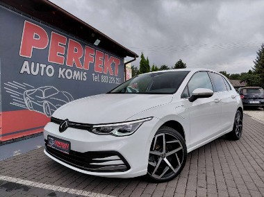 Volkswagen Golf VIII-1