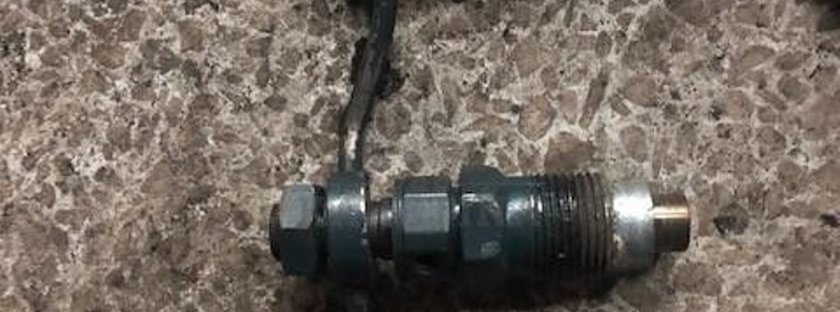 Wtryskiwacz ~ Wtrysk KUBOTA D722 | D902-1