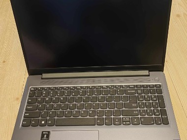 Laptop Lenovo IdeaPad Slim 3-1