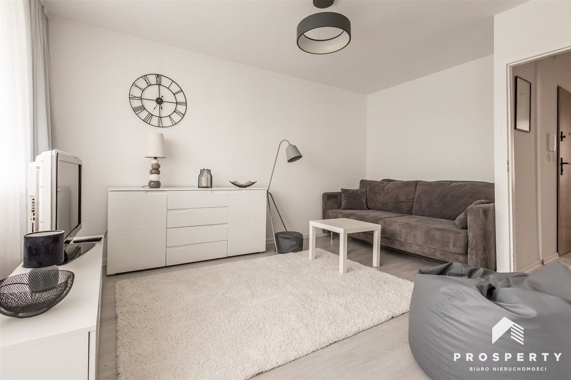W pełni wyposażone 45,5 m² Os. Beskidzkie 2 pokoje - Widok 6