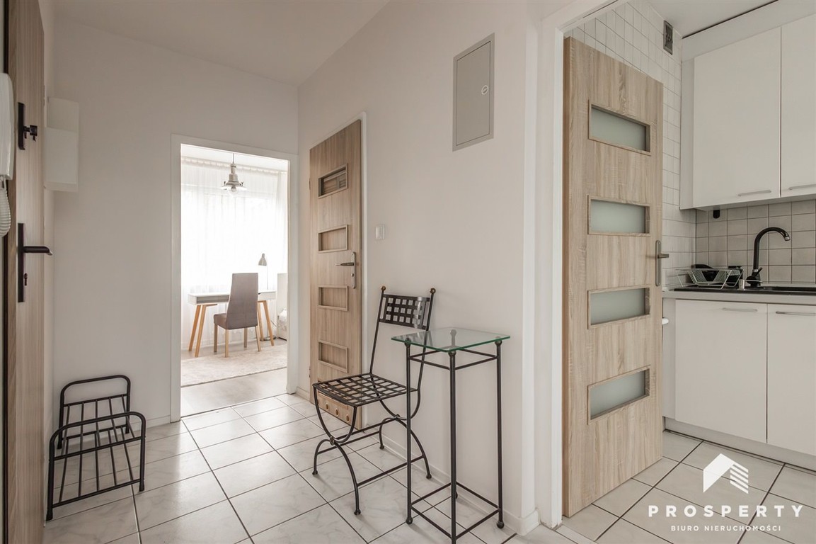 W pełni wyposażone 45,5 m² Os. Beskidzkie 2 pokoje - Więcej