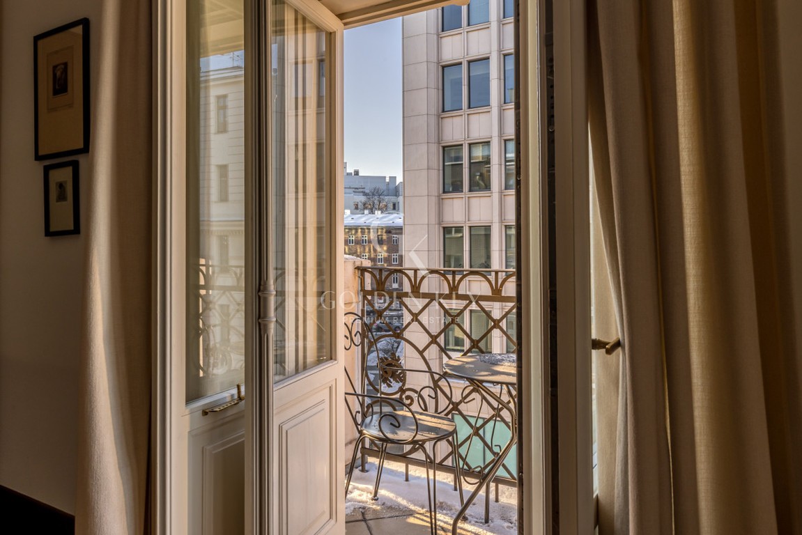 Ekskluzywny apartament Mokotowska 40,balkon,winda - Widok 3