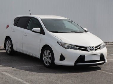 Toyota Auris II , Salon Polska, Serwis ASO,ALU-1