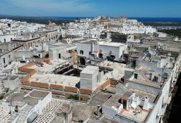 Lokal Ostuni